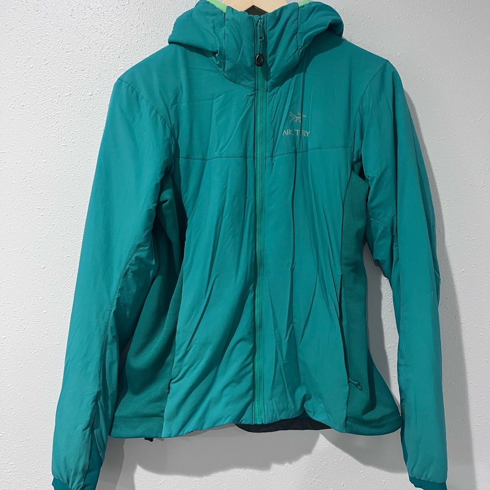 Arc'teryx Women's Vibrant Blue Jacket - rock climbing